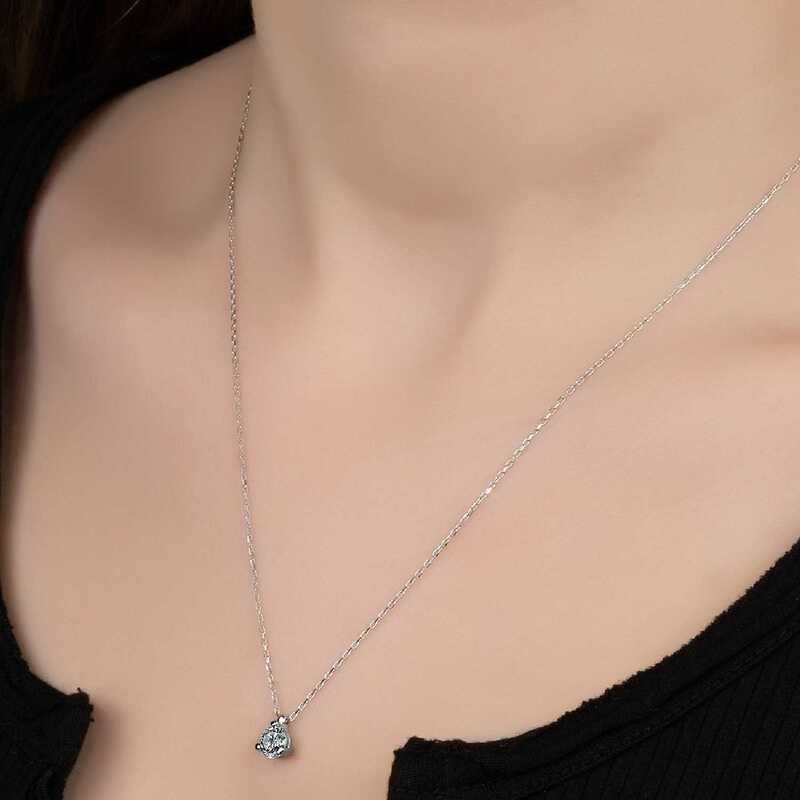 Swarovski%20Taşlı%20Gümüş%20Tektaş%20Bayan%20Kolye